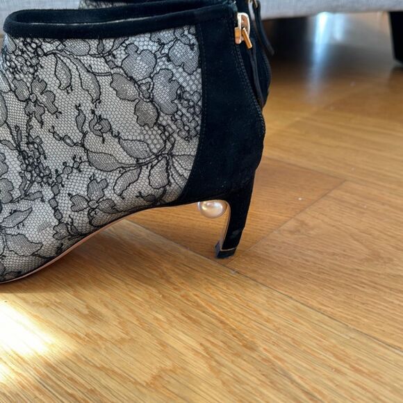 Nicholas Kirkwood Mira Pearl Booties Size 37 - Picture 2 of 11